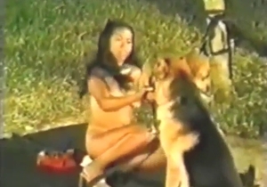 Hard-dicked dog is fucking a slutty Latina